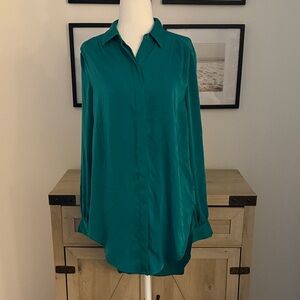 Women's Teal Button-Front Long Sleeve Blouse